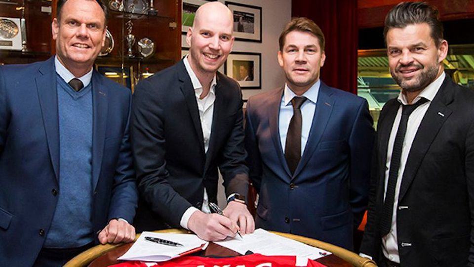 Beyond Sports signs partnership with AZ Beyond Sports signs partnership with AZ